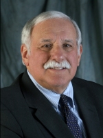 Dean Emeritus Steven H. Steinglass